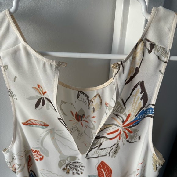 Aritzia Wilfred silk polyester tank top size small - Picture 4 of 6